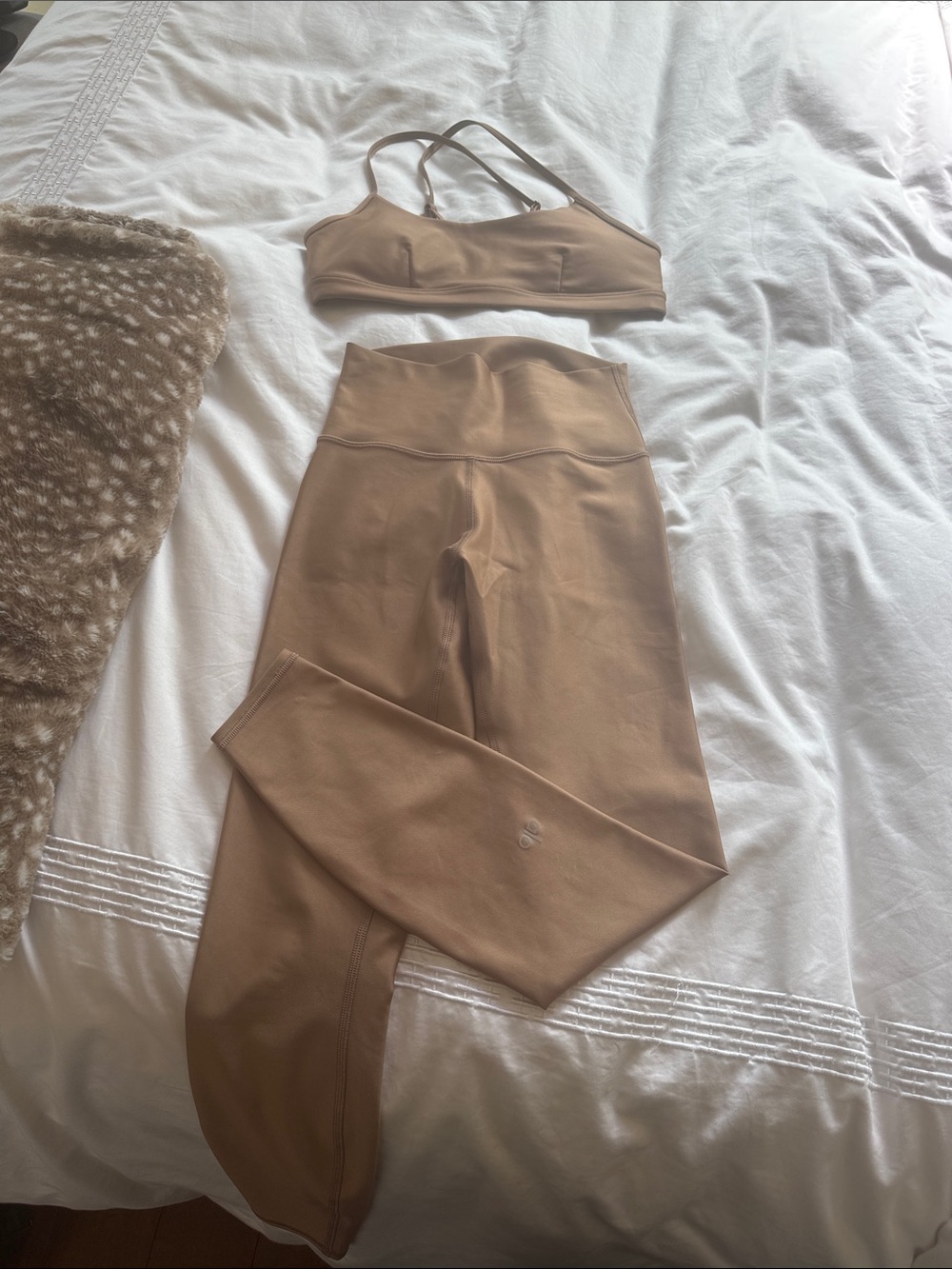 ALO Yoga High-Waist Leggings & Strappy Sports Bra Set — Tan